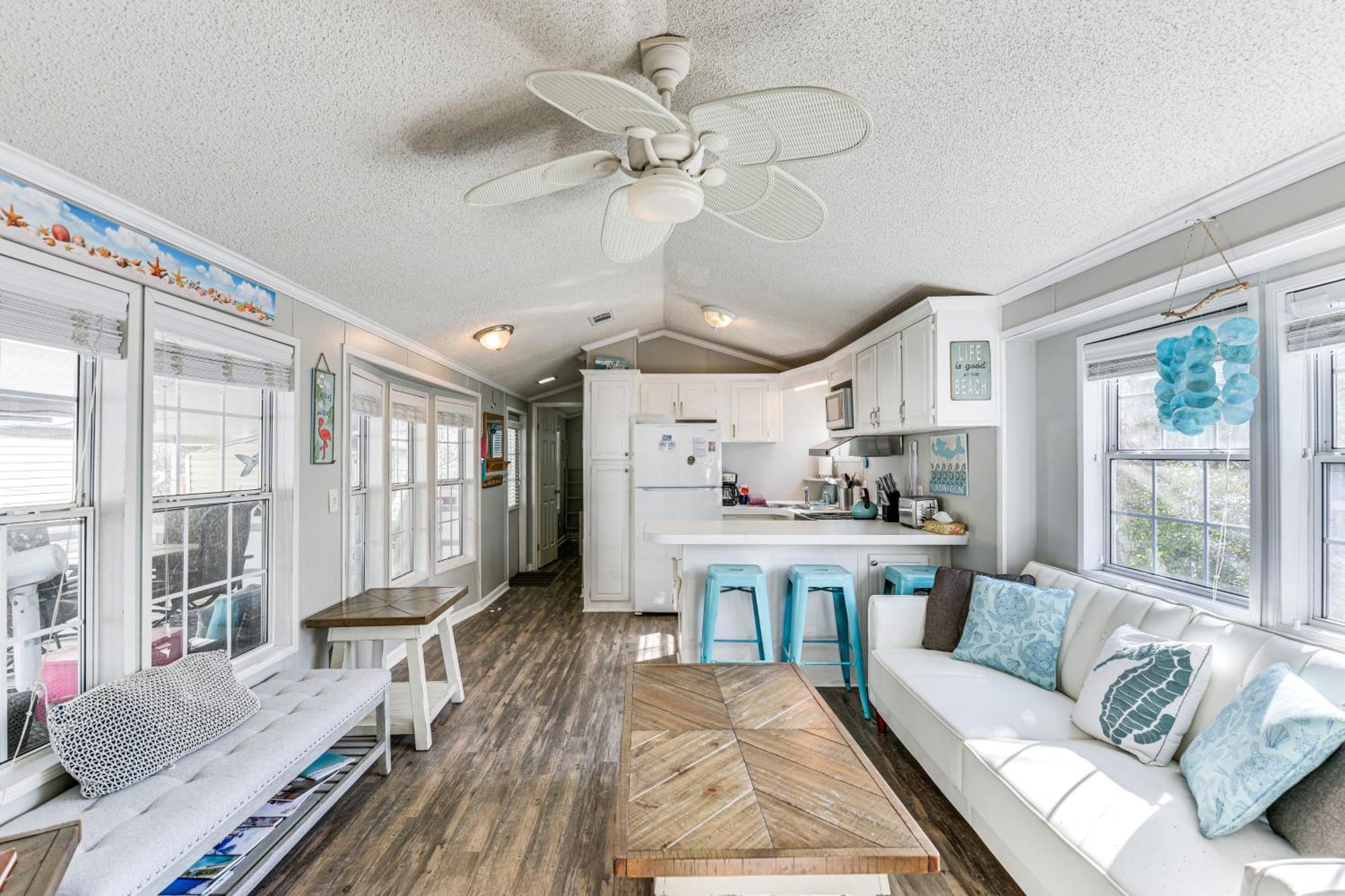 Walk To Beach Miramar Tropical Cabana With Deck! เดสติน ภายนอก รูปภาพ